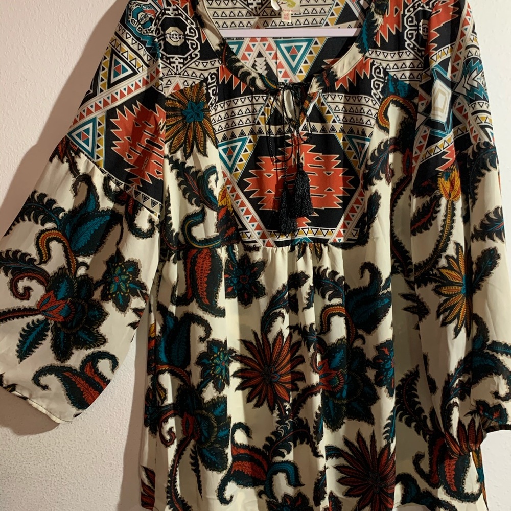 Tunic Top - Picture 2 of 2